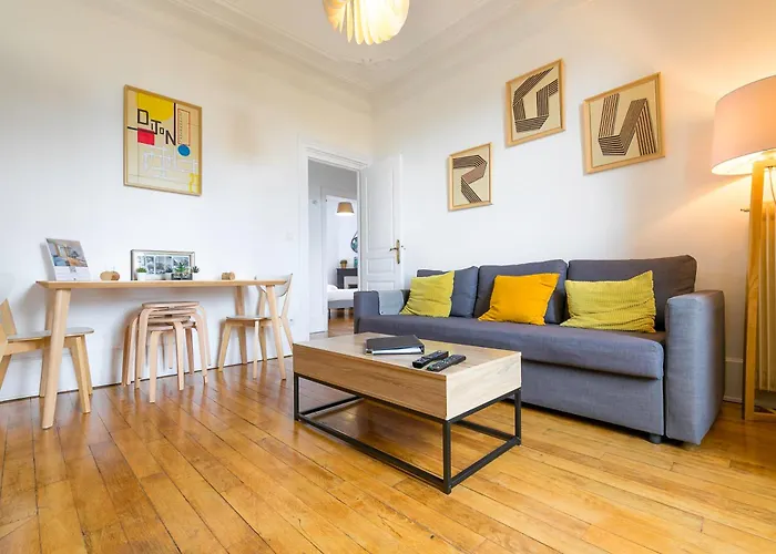 Le Transvaal, Charme Et Modernite A * 第戎